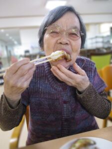 ケアホーム藤井寺　グルメクラブ　にぎり寿司